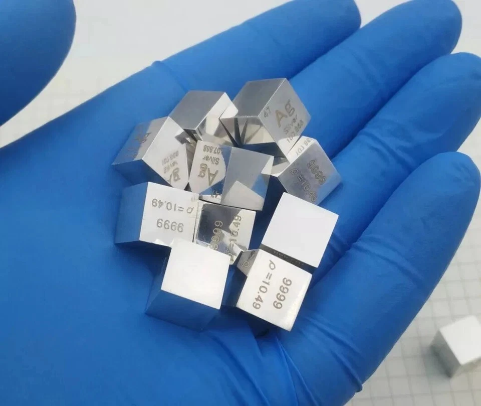 Mirror Polished Solid Metal Cubes // Exotic Metals (Tier I)