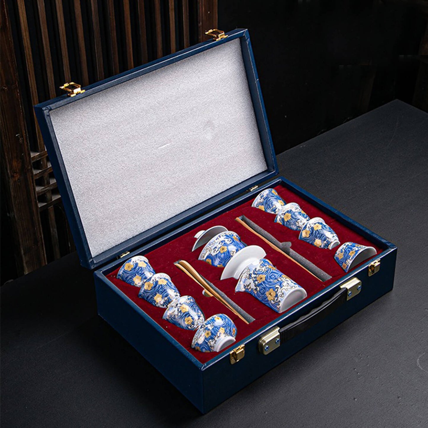 Silver-lined Tea Set: Sea Blossoms