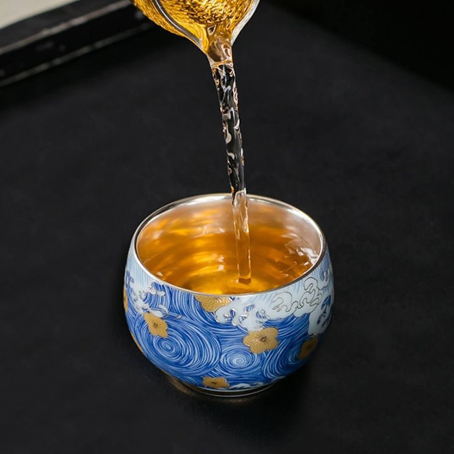 Sol-Bird's Sea Blossoms: The Silver-Lined Teacup