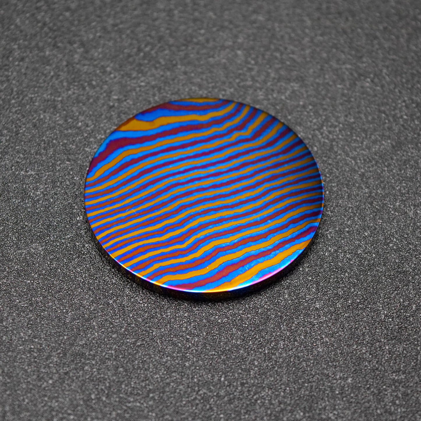 Damascus Titanium Thinking Coin