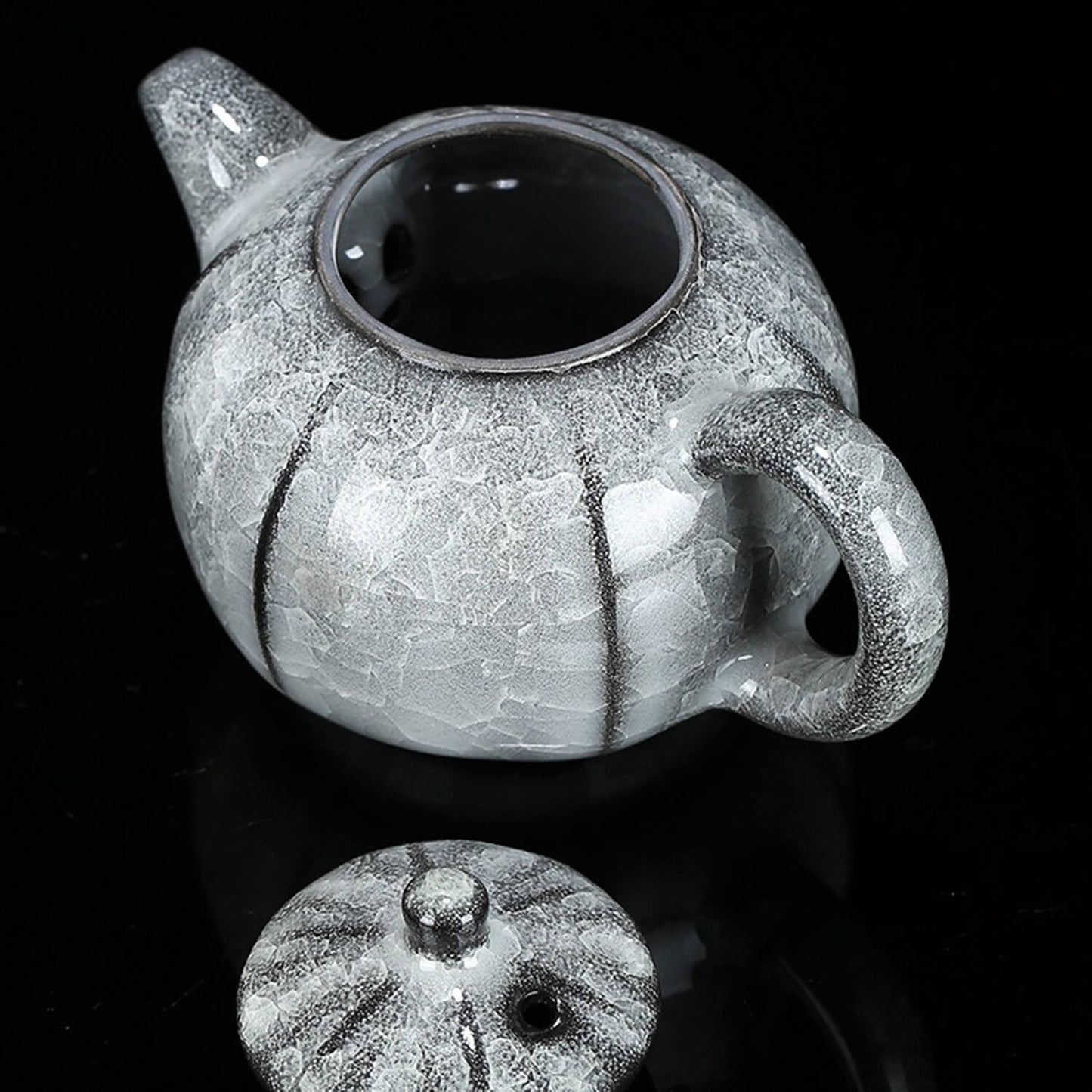 The Exquisite Crackled Glaze Tea Set