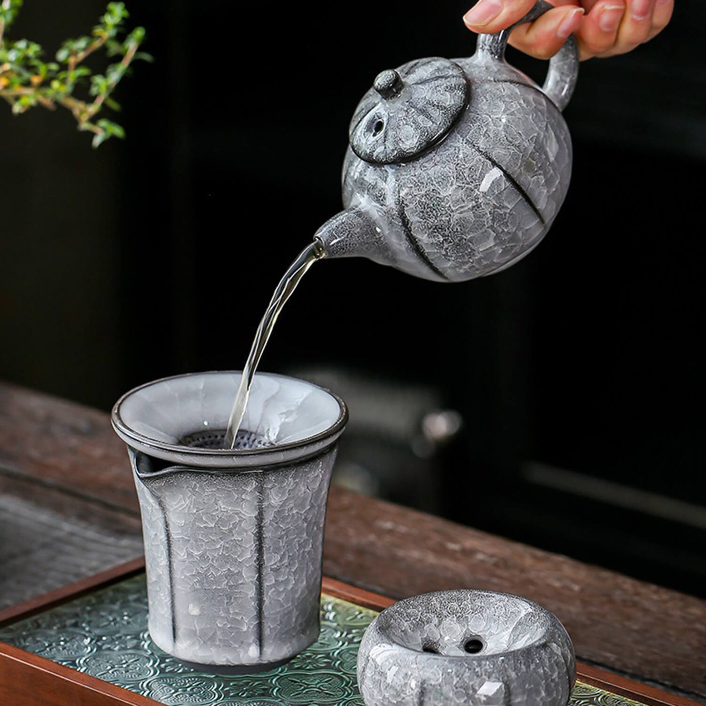 The Exquisite Crackled Glaze Tea Set