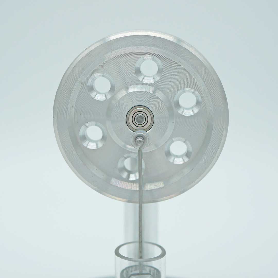 Polar Stirling Heat Engine