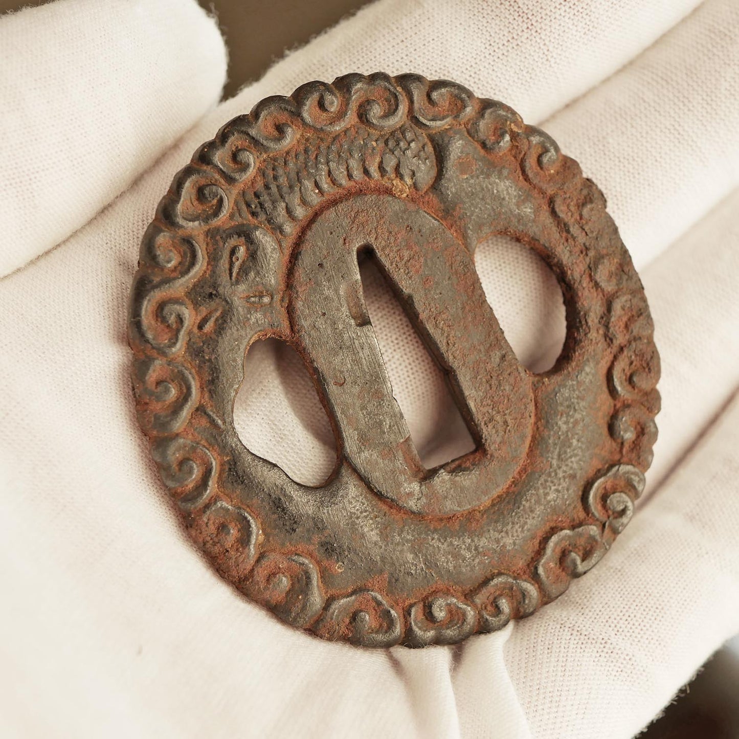 UNIQUE FINDS: 17th century Edo Period Tsuba