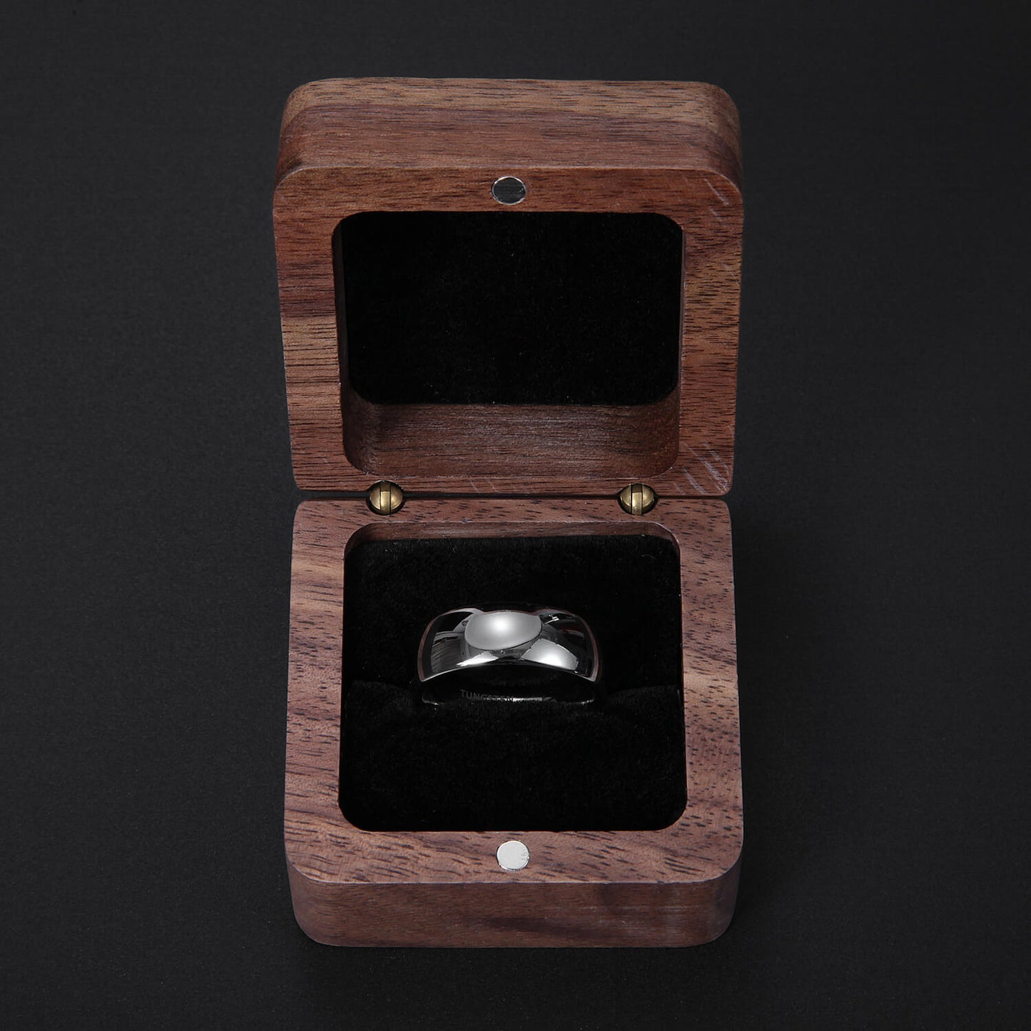 Trance Clout: Tungsten Carbide Scratch-Proof Ring
